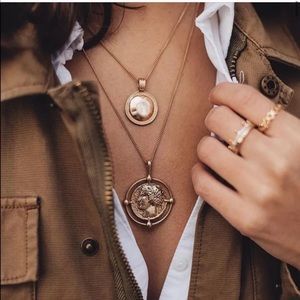 18K Gold Double Chain Necklace Coin